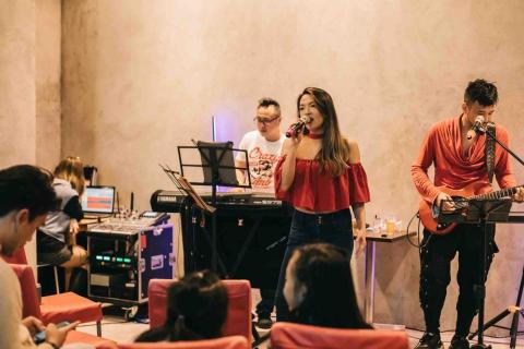 Dreams專業演出團隊 - 樂團演出