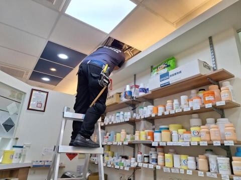 翔鉅環保科技有限公司 - 天花板老鼠防治