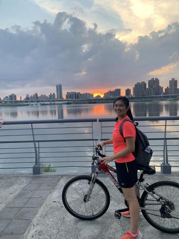 鄭淳勻 - 熱愛運動！