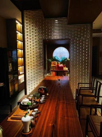 敍述建材有限公司 - 實心玻璃磚施工