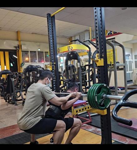 健美冠軍 佛系招生 - 學員突破100kg