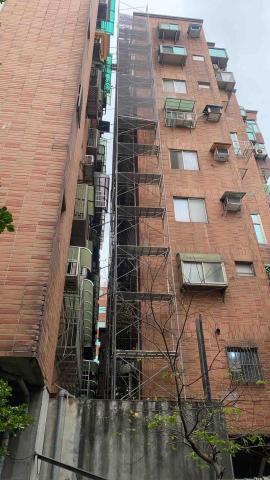 偉麟工程行 - 社區補修