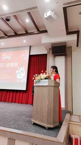 Sophie蘇菲 三語活動&婚禮&尾牙主持人 - 