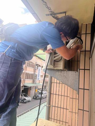 祺勝 - 大里長春街冷氣清洗(室外機) 祺勝 - 大里長春街冷氣清洗(室外機)
