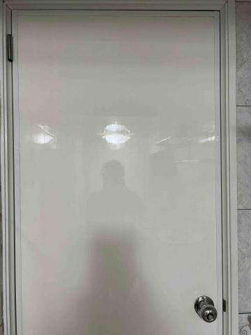 鍾小姐 - 清潔後