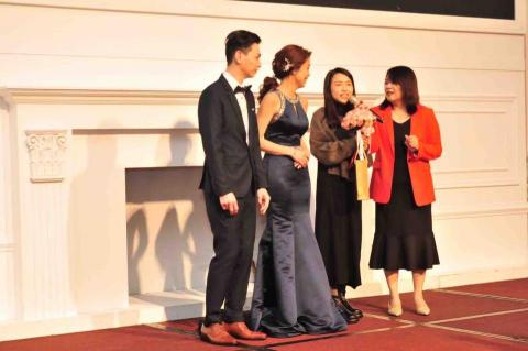 Sophie蘇菲 三語活動&婚禮&尾牙主持人 - 