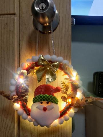 Hui Ping Yang - 手作聖誕花圈