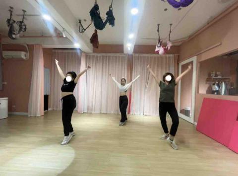 菀真（Anna） - 流行MV課程