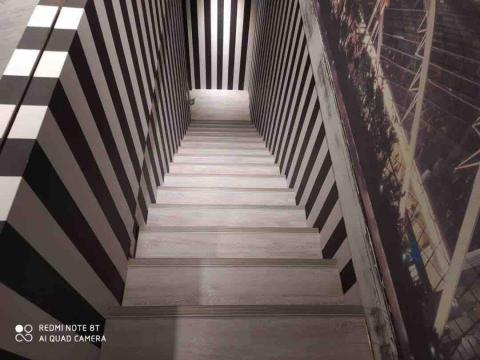 小林工作室 - 石朔地板施作樓梯