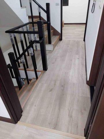 小林工作室 - 石朔地板