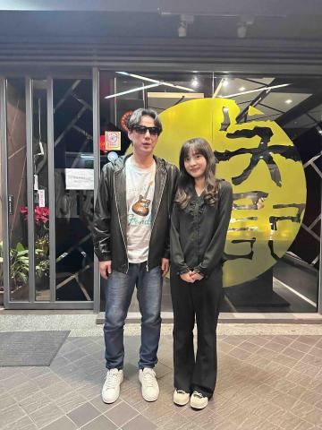 Renny小提琴 朵玥樂團 -  擔任2022蕭煌奇演唱會小提琴樂手