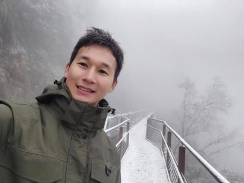 提供到府接送服務的專家陳鶴