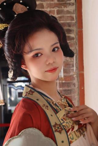 vegan妝髮師  小千 - 唐風