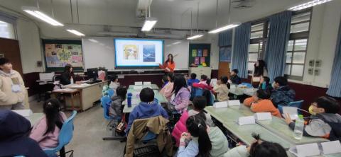 張鈞涵 - 英語營教學