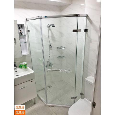 即時修工程行 - 和成HCG-旗艦無框淋浴拉門 (外開)
五角型搭配8mm強化玻璃
來訊浴室照片以及寬度，即可線上報價