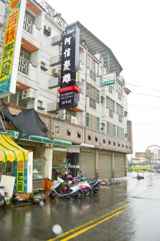 鈺品企業 - 洽談了解客戶需求>估價>委託設計收取訂金>商標設計>招牌設計>確認設計>收取全額設計費>討論招牌施工方式與材質>招牌估價>確認委託>收取訂金>施工>完工收取尾款 鈺品企業 - 洽談了解客戶需求>估價>委託設計收取訂金>商標設計>招牌設計>確認設計>收取全額設計費>討論招牌施工方式與材質>招牌估價>確認委託>收取訂金>施工>完工收取尾款