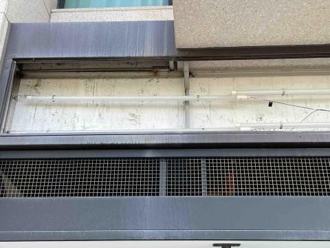 呈御空間水電宅修 泳泉工程行 - 招牌燈管更換