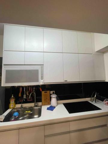 綺璟室內設計工作室 - 原廚具增加收納上櫃，也避免灰塵堆積