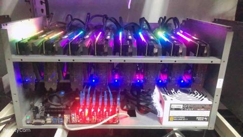 3C達人 - 3070，8卡機