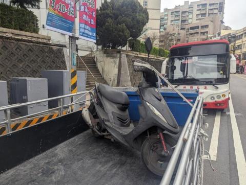 日不落搬家 - 機車托運 日不落搬家 - 機車托運