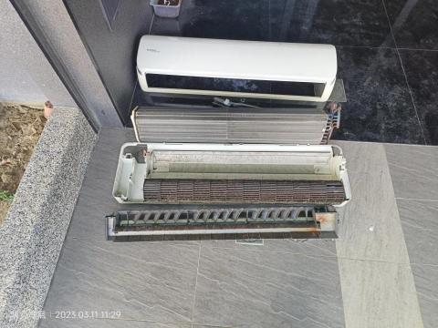 溫長運 - 冷氣內機清洗前(拆洗) 溫長運 - 冷氣內機清洗前(拆洗)