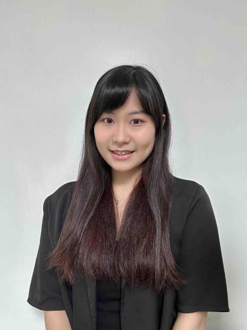 提供數學家教高雄服務的專家沈芃妍