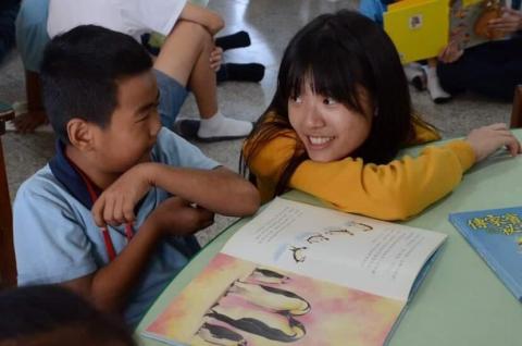 林如 - 偏鄉教育營隊主隊輔，並教授課程