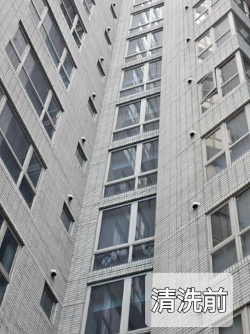 江燦輝 - 大樓玻璃清洗前