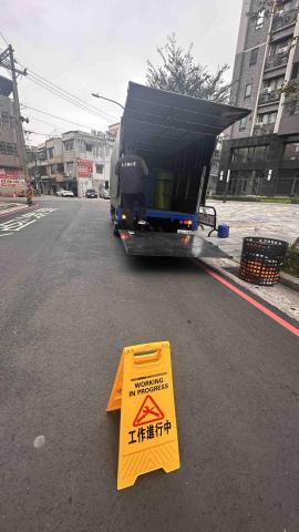 長力托運企業 - 升降棚