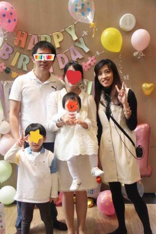 夏蕊全方位活動主持 /全方位活動企劃/場地佈置/水中模特兒 - 抓周派對主持