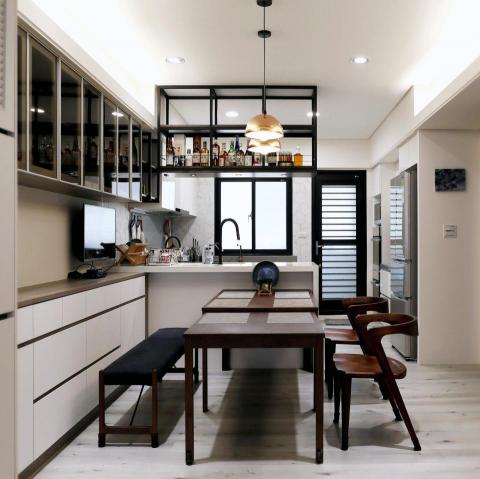 立舍室內裝修 - 立舍作品
電梯華廈 格局重整 (2/2)