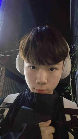 提供小一數學題服務的專家陳宥愷