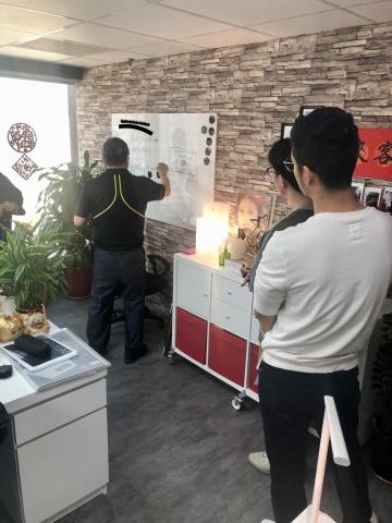 承靚元創意 - 增加設計師相關的專業知識