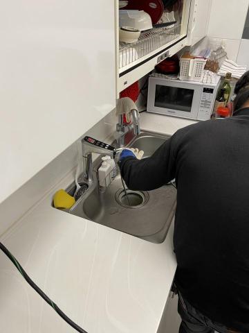 戶戶通-專業通水管 | 通馬桶 |各式水管堵塞 - 廚房水管疏通
0955-654-039 謝先生
加賴:電話搜尋 0955654039 戶戶通-專業通水管 | 通馬桶 |各式水管堵塞 - 廚房水管疏通
0955-654-039 謝先生
加賴:電話搜尋 0955654039