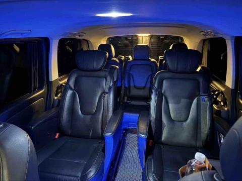 葉哲嘉 - 航空獨立座椅車內照