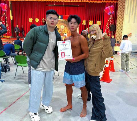 宇旻Rick - 高中學生健美比賽獲獎 宇旻Rick - 高中學生健美比賽獲獎