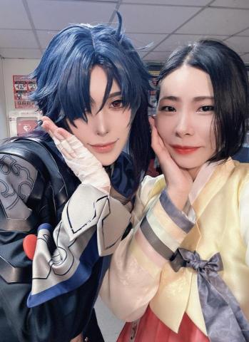 徐彩琳서채린 - 台北台灣大學,CWT65台灣同人誌活動【Korean cosplayer zone in CWT65】中韓文隨行口譯/翻譯