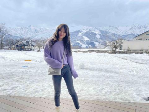 提供洗剪燙染服務的專家Fiona