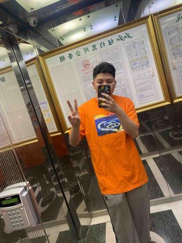 提供數學教學服務的專家陳冠宇