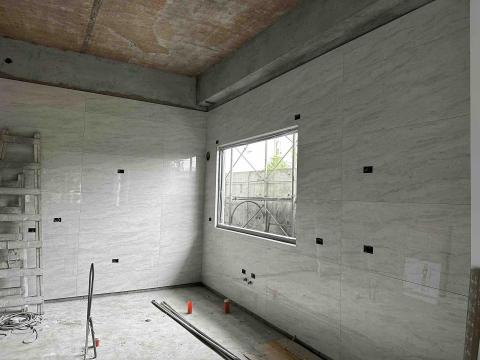 李幼仔 - 廚房內壁 填縫