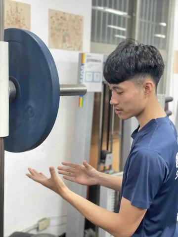 Yi Chung - 重訓指導