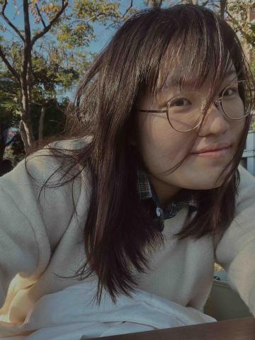 提供手寫繪圖板服務的專家Claire.H