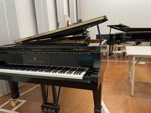 李建潪-鋼琴調音師 - 