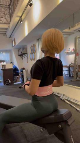 Polly自由教練 - Cable 划船