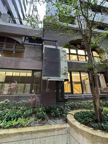 永舜節能有限公司 - 公設交誼廳   多聯空調VRF室外機.裝設完成 永舜節能有限公司 - 公設交誼廳   多聯空調VRF室外機.裝設完成