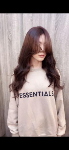 Hank - 原超級嚴重自然捲  縮毛矯正後髮尾燙捲