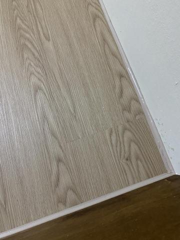 林駿睿 - 卡扣式地板