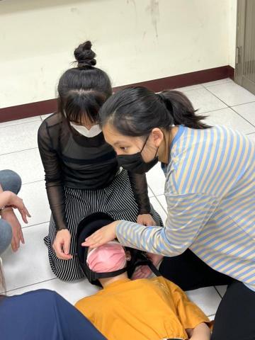 護理背景 - 考證照