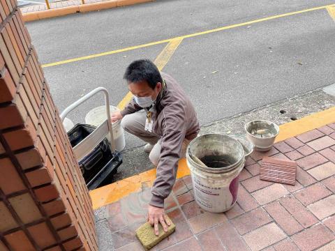 久柘裝修工程 - 修補地磚