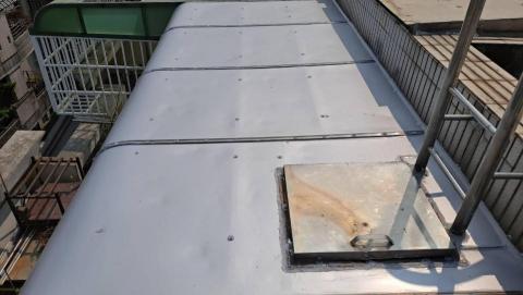 簡宗威 于杰鐵類工程 - 公園街舊pc板換成塑鋁板 簡宗威 于杰鐵類工程 - 公園街舊pc板換成塑鋁板